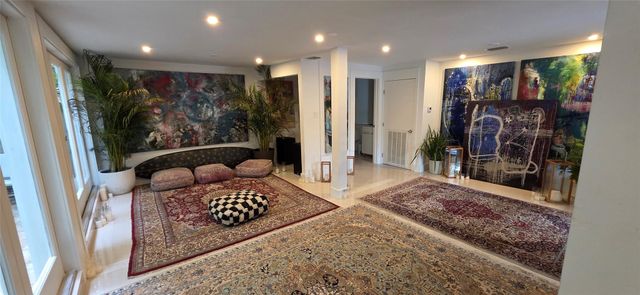 2500 S Miami Avenue, Miami, FL 33129