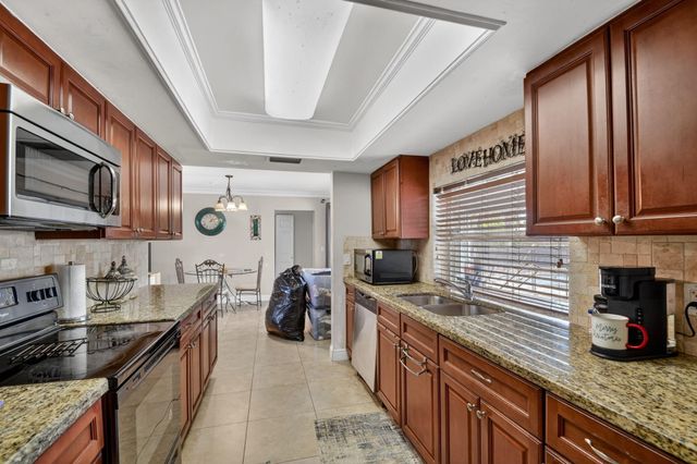 1660 40th Street, West Palm Beach, FL 33407