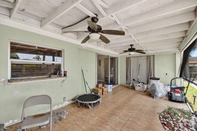 1660 40th Street, West Palm Beach, FL 33407