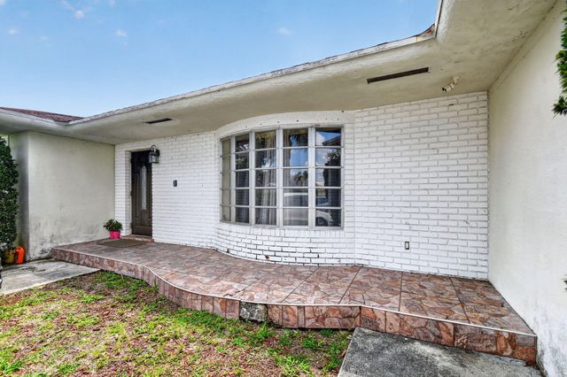 1660 40th Street, West Palm Beach, FL 33407