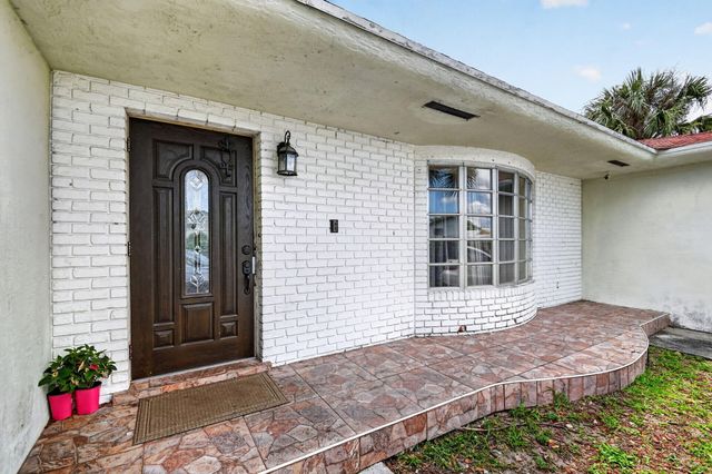 1660 40th Street, West Palm Beach, FL 33407