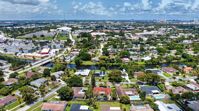 1660 40th Street, West Palm Beach, FL 33407