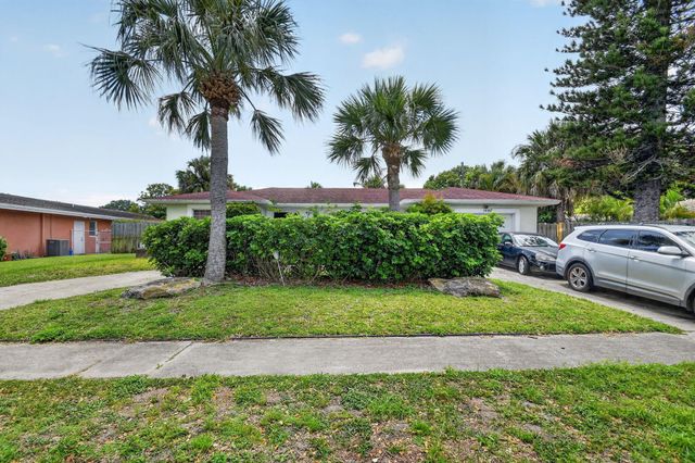 1660 40th Street, West Palm Beach, FL 33407
