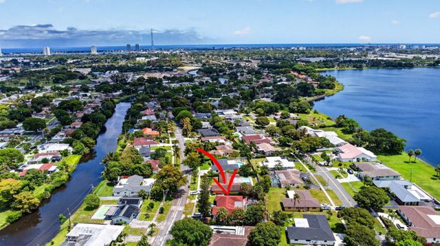1660 40th Street, West Palm Beach, FL 33407