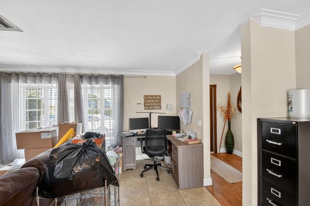 1660 40th Street, West Palm Beach, FL 33407