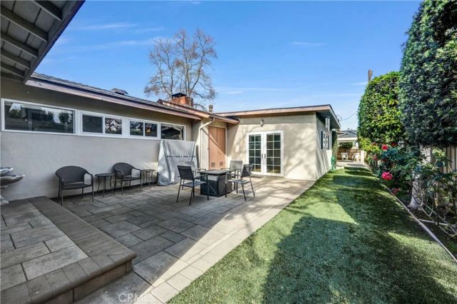 5906 Colbath, Valley Glen, CA 91401