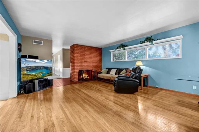 5906 Colbath, Valley Glen, CA 91401