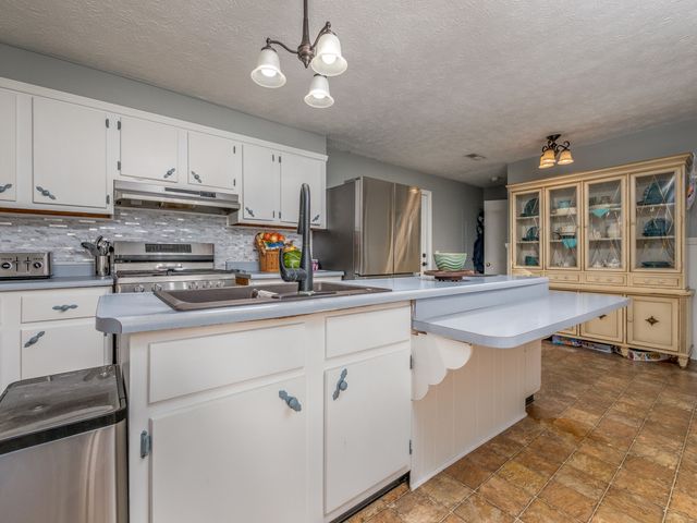 419 Liberty Road, West Liberty, KY 41472