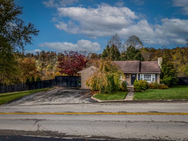 419 Liberty Road, West Liberty, KY 41472