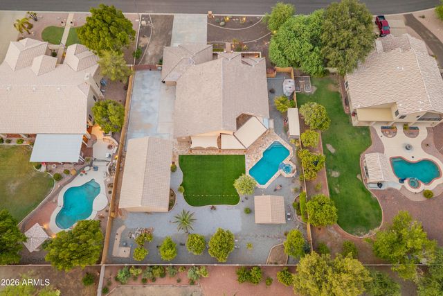 4613 W DESERT HOLLOW Drive, Phoenix, AZ 85083