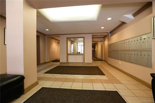 111 E Hartsdale Avenue 3F, Hartsdale, NY 10530