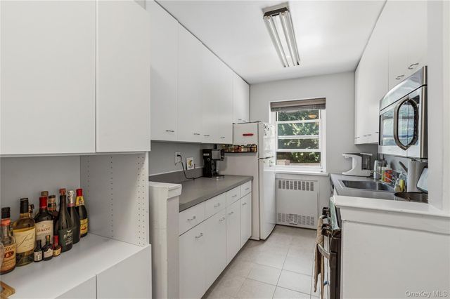 111 E Hartsdale Avenue 3F, Hartsdale, NY 10530