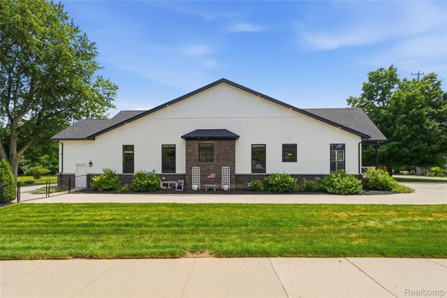 6393 Denton Road, Van Buren Charter Township, MI 48111
