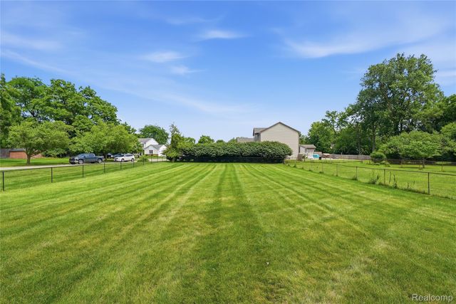 6393 Denton Road, Van Buren Charter Township, MI 48111