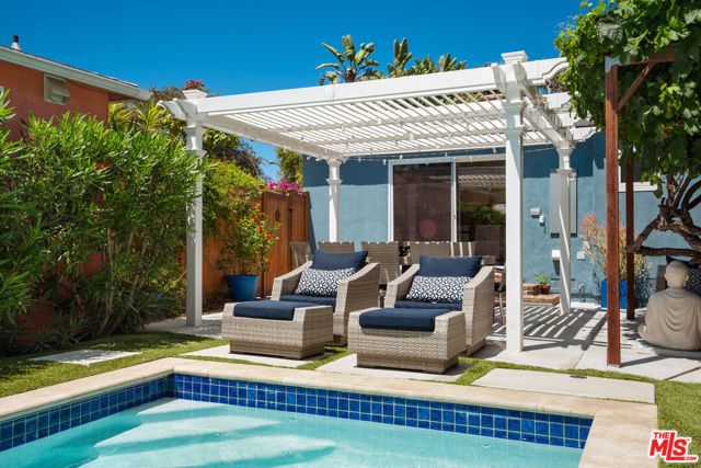 4931 Coolidge Avenue, Los Angeles, CA 90230
