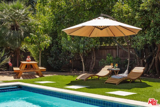 4931 Coolidge Avenue, Los Angeles, CA 90230