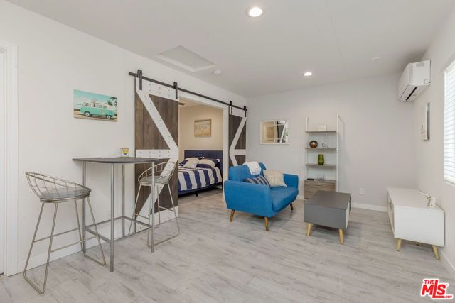 4931 Coolidge Avenue, Los Angeles, CA 90230