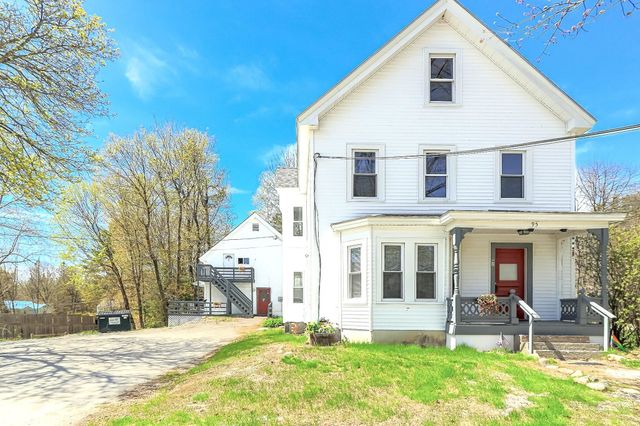 95 Hall Avenue, Henniker, NH 03242