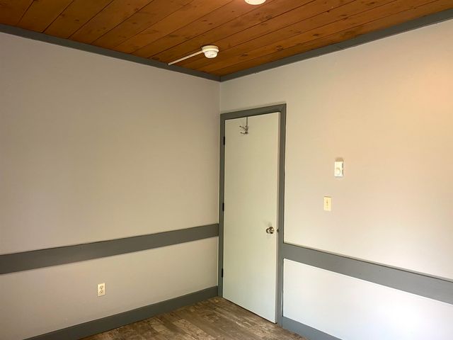 95 Hall Avenue, Henniker, NH 03242