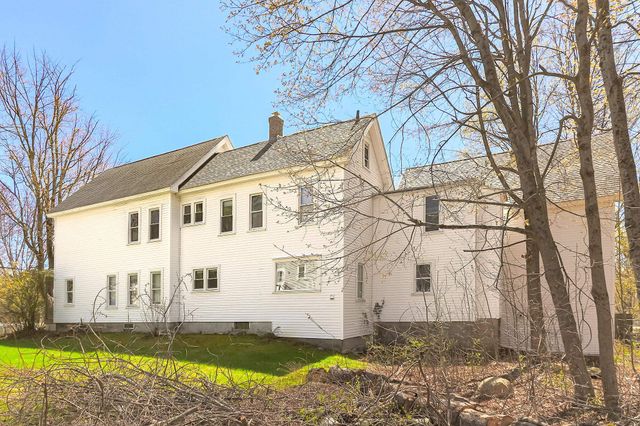 95 Hall Avenue, Henniker, NH 03242