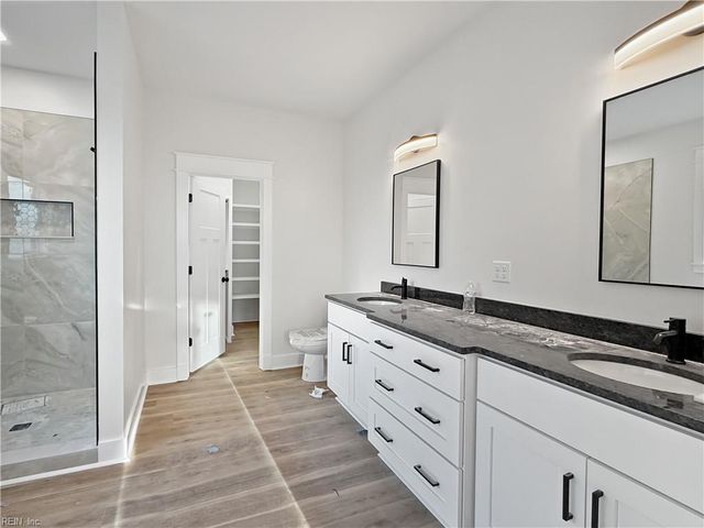 102 Staysail DR, Elizabeth City, NC 27909