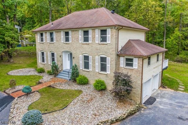 5 Fernwood Rd, Warren Twp., NJ 07059