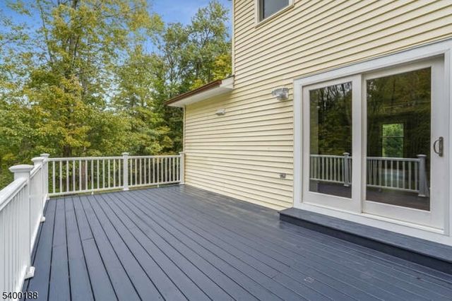 5 Fernwood Rd, Warren Twp., NJ 07059