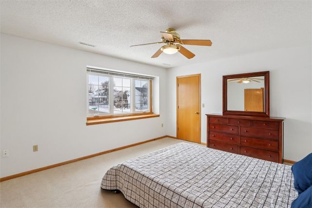 1226 Prairieview Drive NE, Cedar Rapids, IA 52402