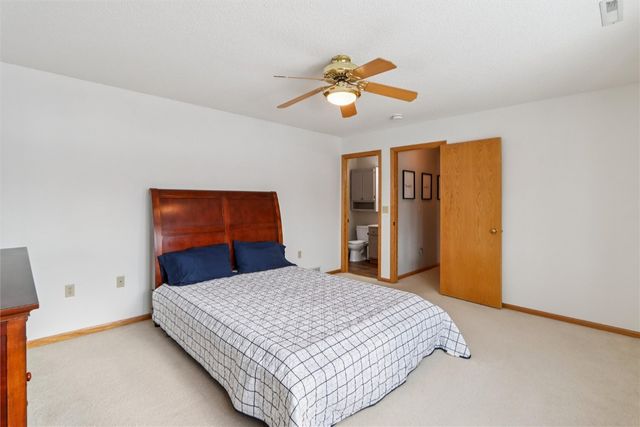 1226 Prairieview Drive NE, Cedar Rapids, IA 52402