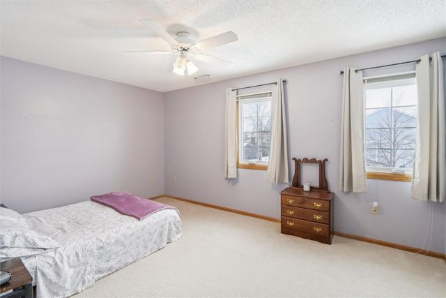 1226 Prairieview Drive NE, Cedar Rapids, IA 52402