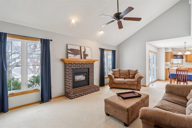 1226 Prairieview Drive NE, Cedar Rapids, IA 52402