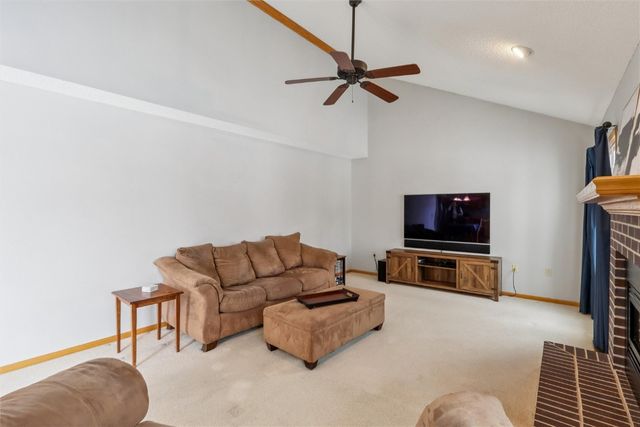 1226 Prairieview Drive NE, Cedar Rapids, IA 52402