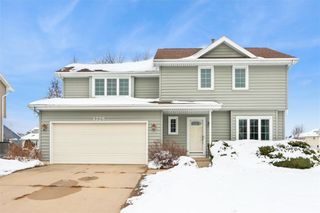 1226 Prairieview Drive NE, Cedar Rapids, IA 52402