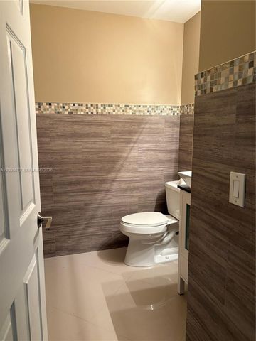 16209 NW 15th St, Pembroke Pines, FL 33028