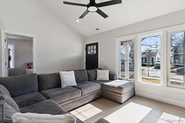 1826 MORRIS Avenue, Lincoln Park, MI 48146