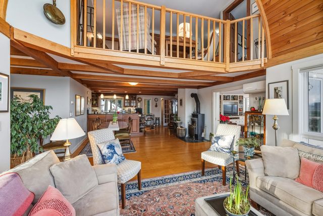 136 Granite Hill Road, Wilmot, NH 03287