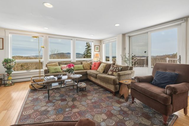 136 Granite Hill Road, Wilmot, NH 03287