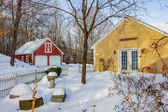 136 Granite Hill Road, Wilmot, NH 03287