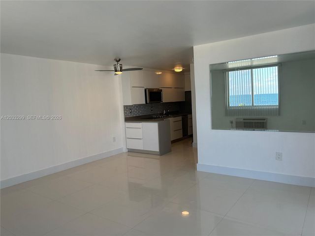 1255 Collins Avenue 807, Miami Beach, FL 33139