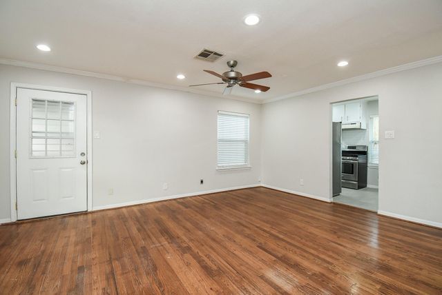 6614 Teluco Street, Houston, TX 77055