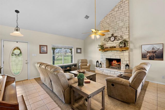 999 Salem Road, Brenham, TX 77833