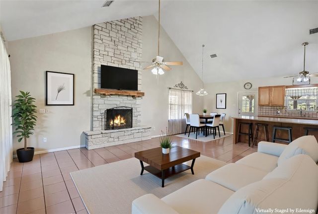 999 Salem Road, Brenham, TX 77833