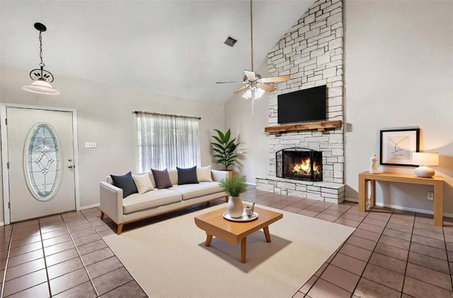 999 Salem Road, Brenham, TX 77833