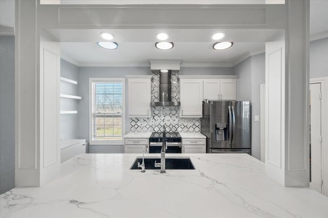 5017 SW County Road 2404, Wortham, TX 76693