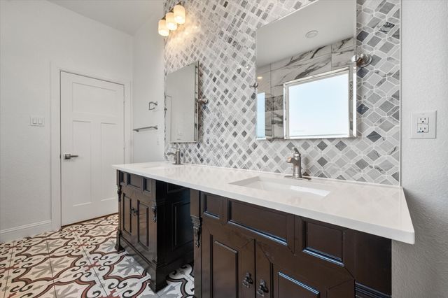 5017 SW County Road 2404, Wortham, TX 76693