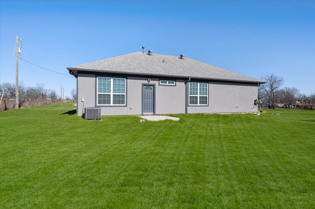 5017 SW County Road 2404, Wortham, TX 76693