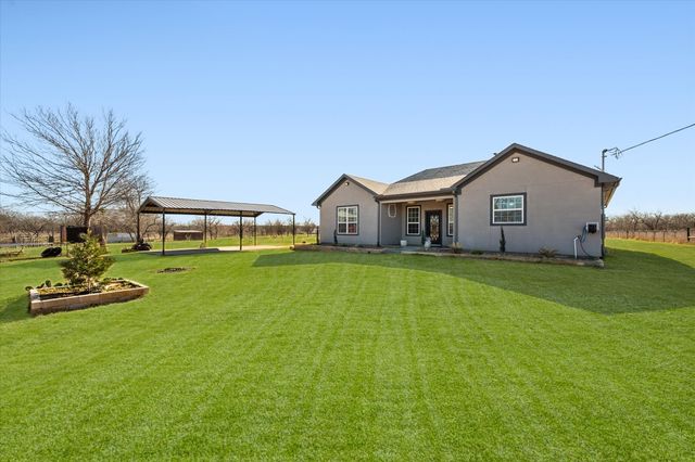 5017 SW County Road 2404, Wortham, TX 76693