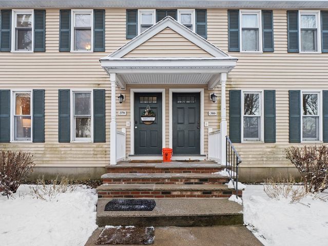 20 Woodland Dr 379, Lowell, MA 01852