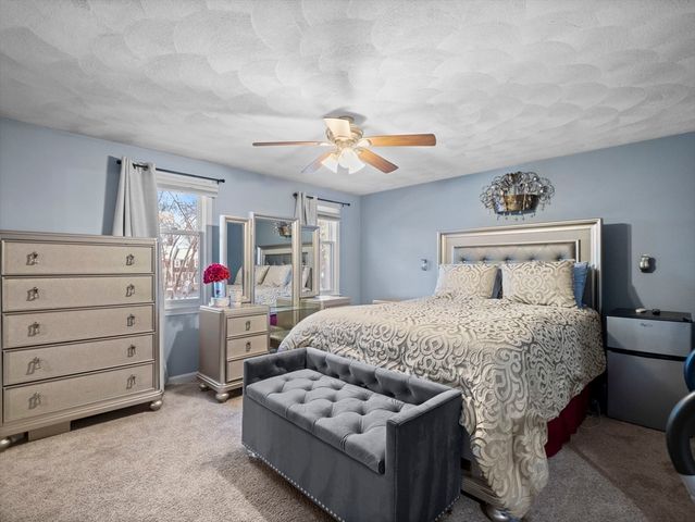 20 Woodland Dr 379, Lowell, MA 01852