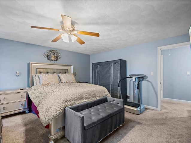 20 Woodland Dr 379, Lowell, MA 01852